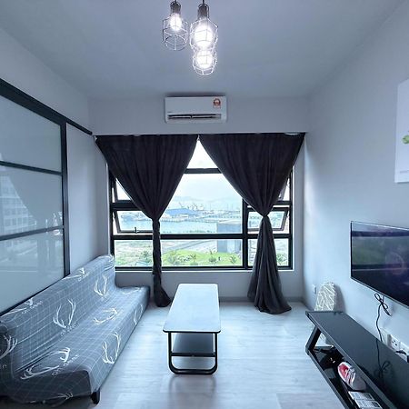 Apartament Sunset View Jesselton Quay Near Jesselton Point Near Suria Sabah Near Gaya Street Kota Kinabalu Zewnętrze zdjęcie