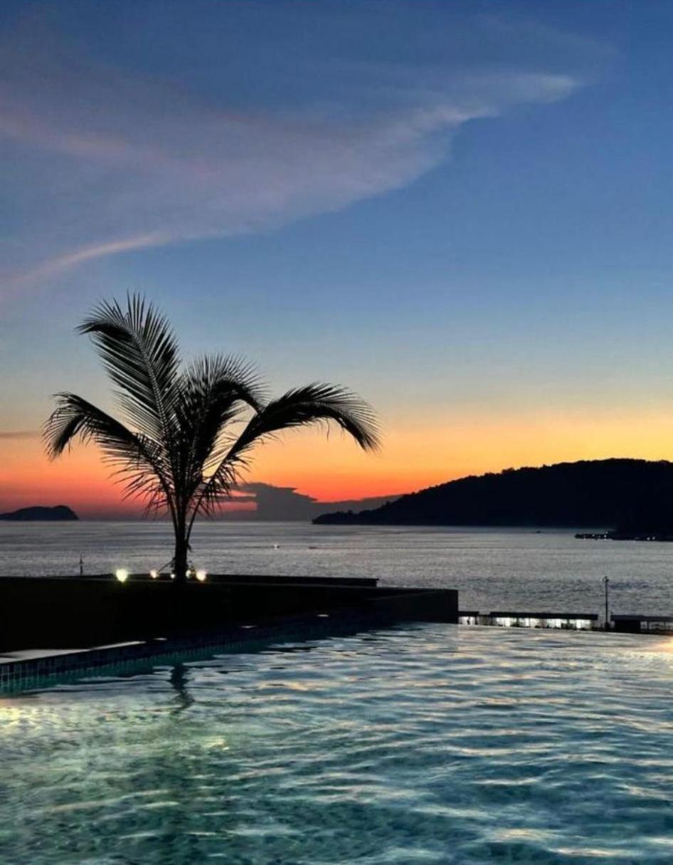 Apartament Sunset View Jesselton Quay Near Jesselton Point Near Suria Sabah Near Gaya Street Kota Kinabalu Zewnętrze zdjęcie